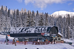 Raven ski lift